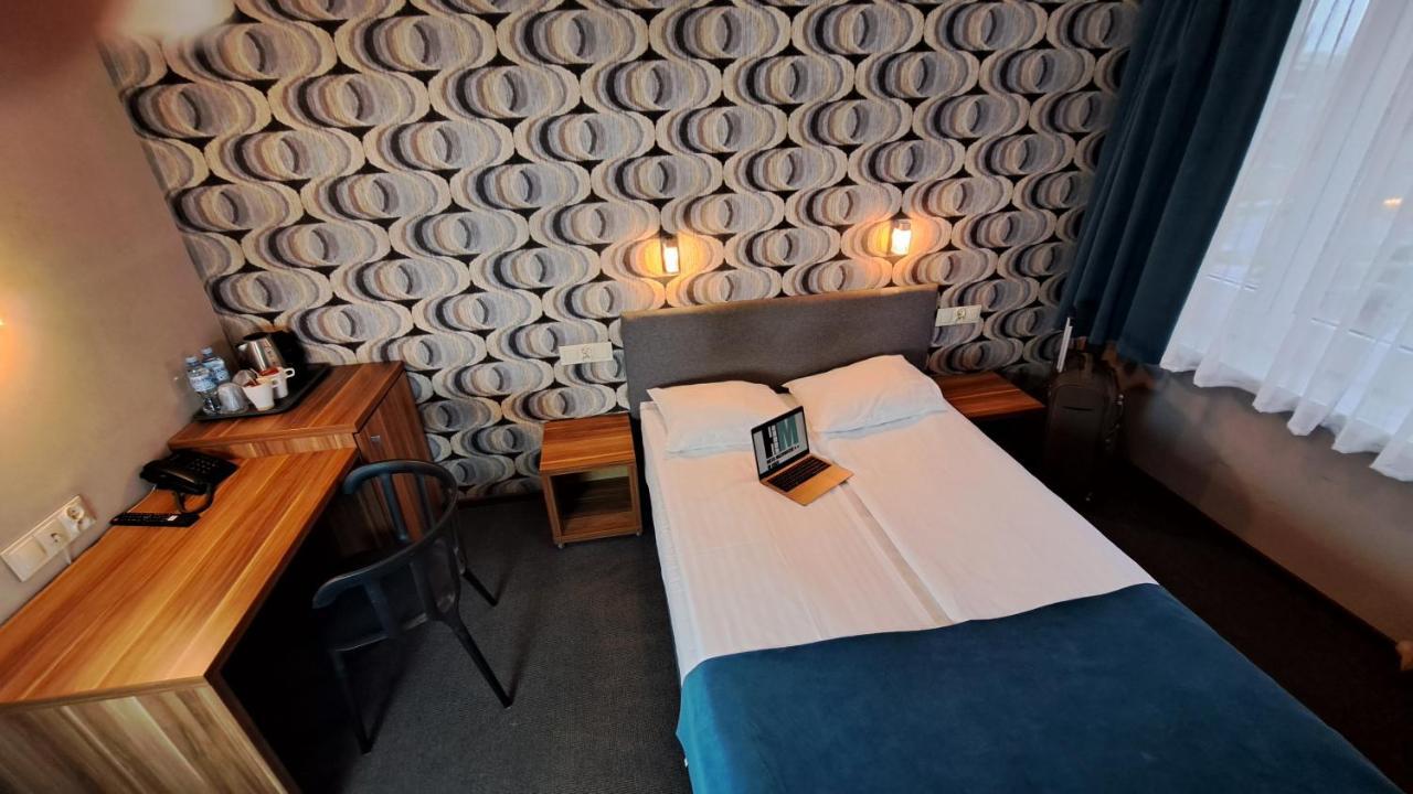 Hotel Mazowiecki Lodz ภายนอก รูปภาพ