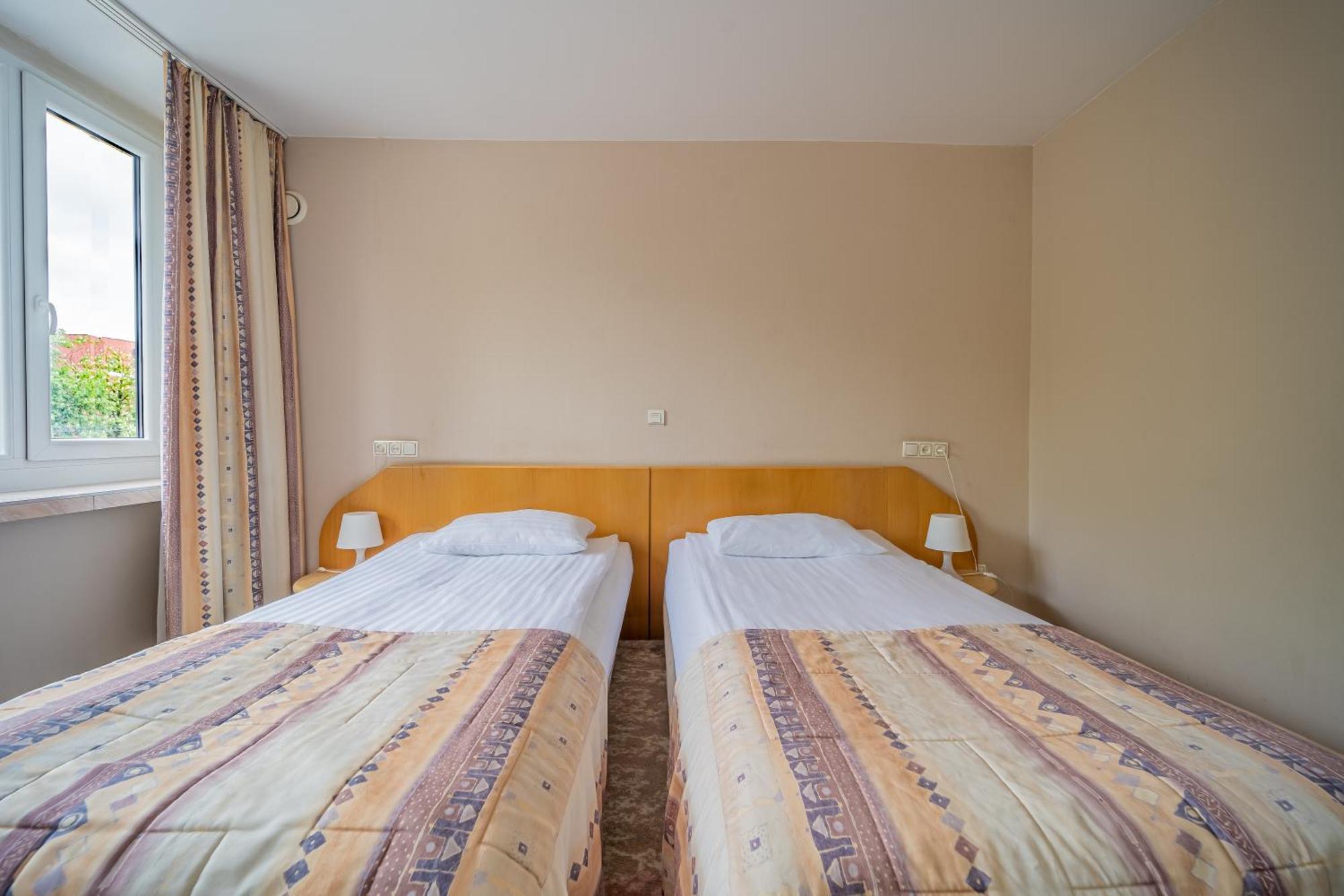 Hotel Mazowiecki Lodz ภายนอก รูปภาพ