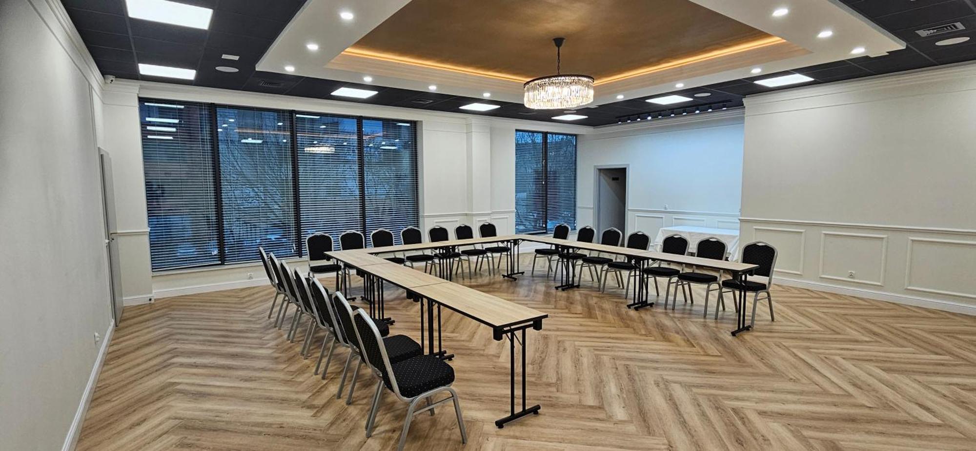 Hotel Mazowiecki Lodz ภายนอก รูปภาพ